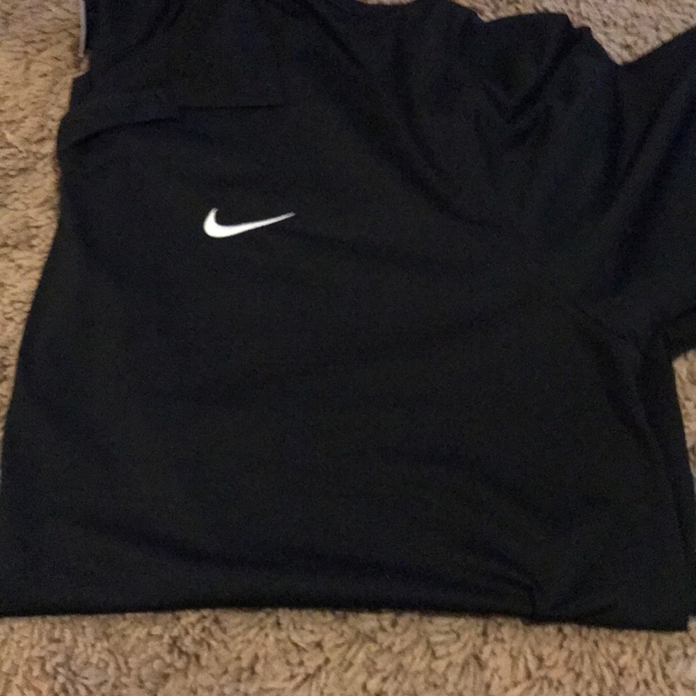 Men’s golf tee